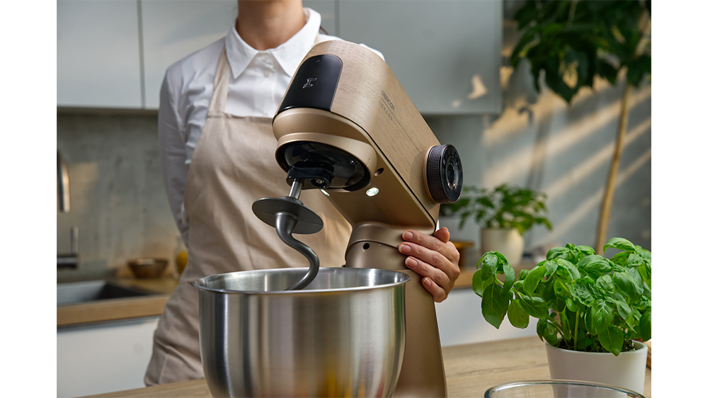 Kuchynsk&yacute; robot Sencor STM 7630RS_06