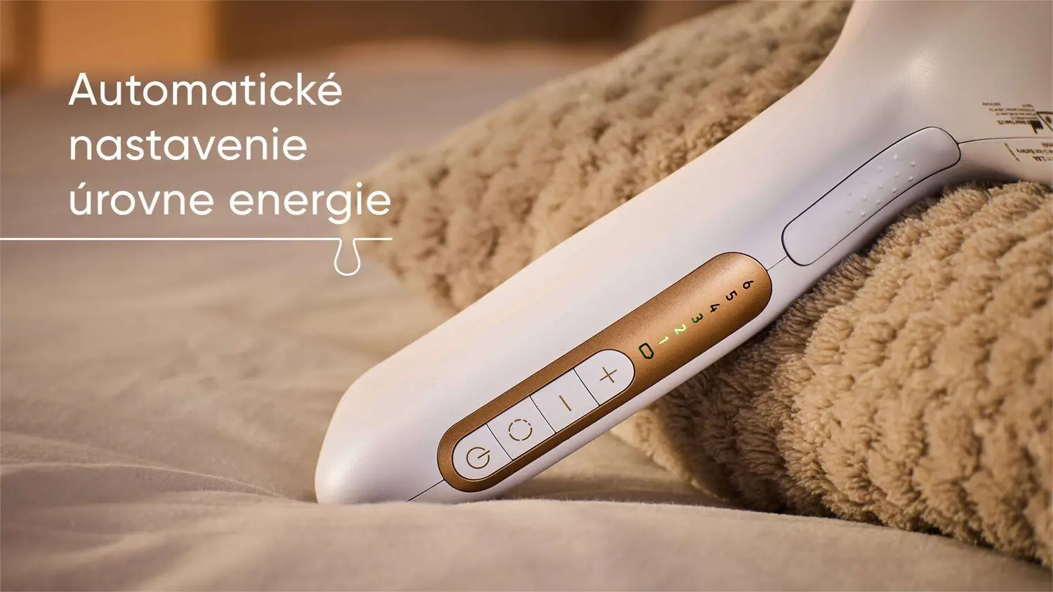 Detailný pohľad na tlačidlá a nastavenie energie IPL epilátora Sensica
