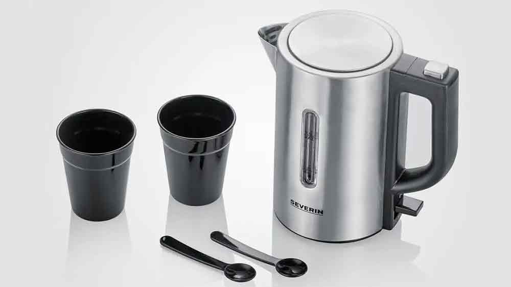 Součástí příslušenství jsou šálky se lžičkami_02