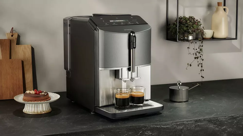 Kávovar Espresso SIEMENS TF303E07 se dvěma šálky kávy_04
