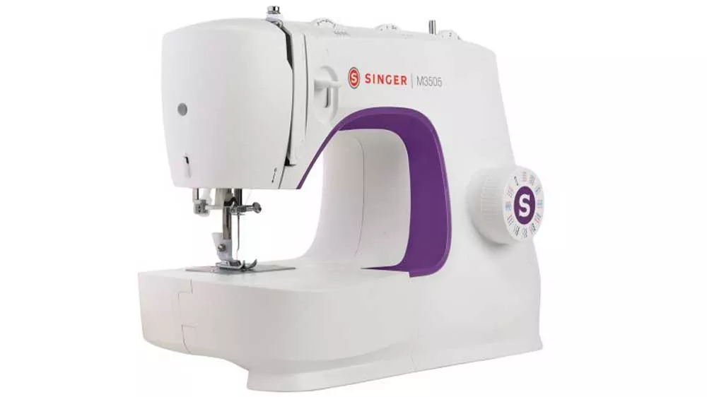 &Scaron;ic&iacute; stroj Singer M3505 z &uacute;hlu_02