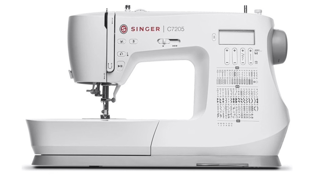 B&iacute;l&yacute; &scaron;ic&iacute; stroj Singer C7205_01