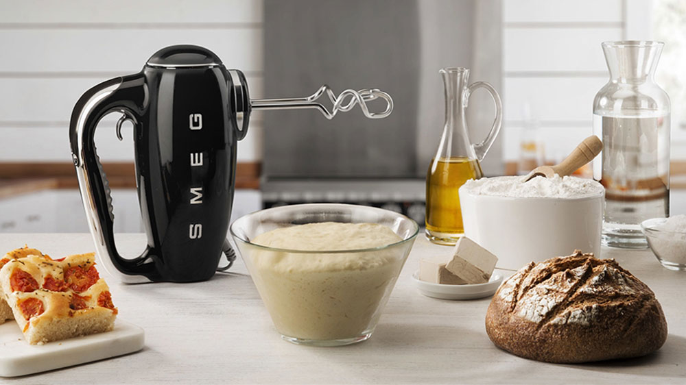 Ruční šlehač SMEG_02