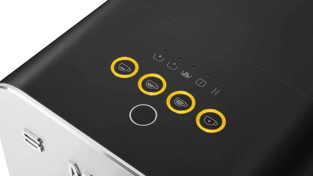 Ovládací panel automatického kávovaru Smeg BCC11BLMEU_03