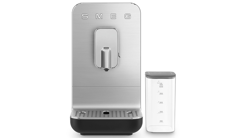 Espresso kávovar SMEG BCC13BLMEU_01