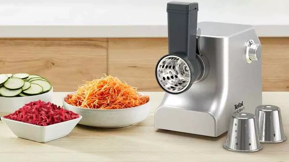 Mlýnek na maso Tefal NE858D38 s upravenou zeleninou_02