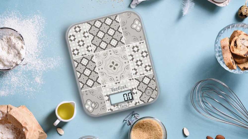 Kuchyňská váha Tefal BC50D6V0 Optiss na lince se surovinami_02