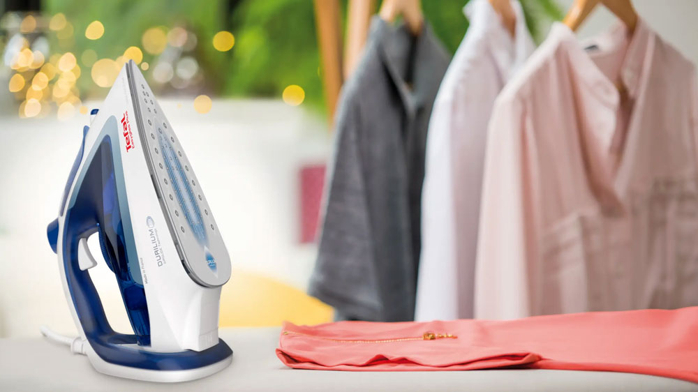 Napařovací žehlička Tefal Steam Irons Easygliss 2 FV5736E0_04