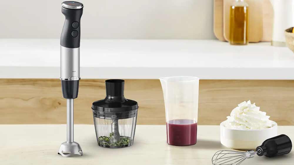 Tyčový mixér Tefal HB673830 se surovinami_03