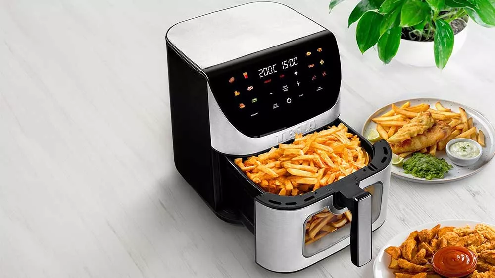 Fritéza TESLA AirCook Q70 XXL WiFi Pro příprava hranolek_03