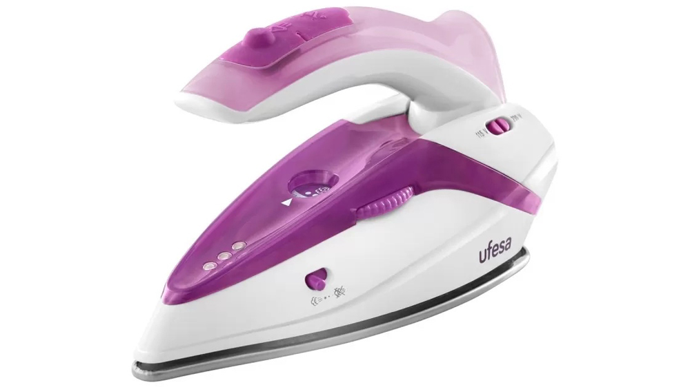Cestovní žehlička Ufesa PV0500_01