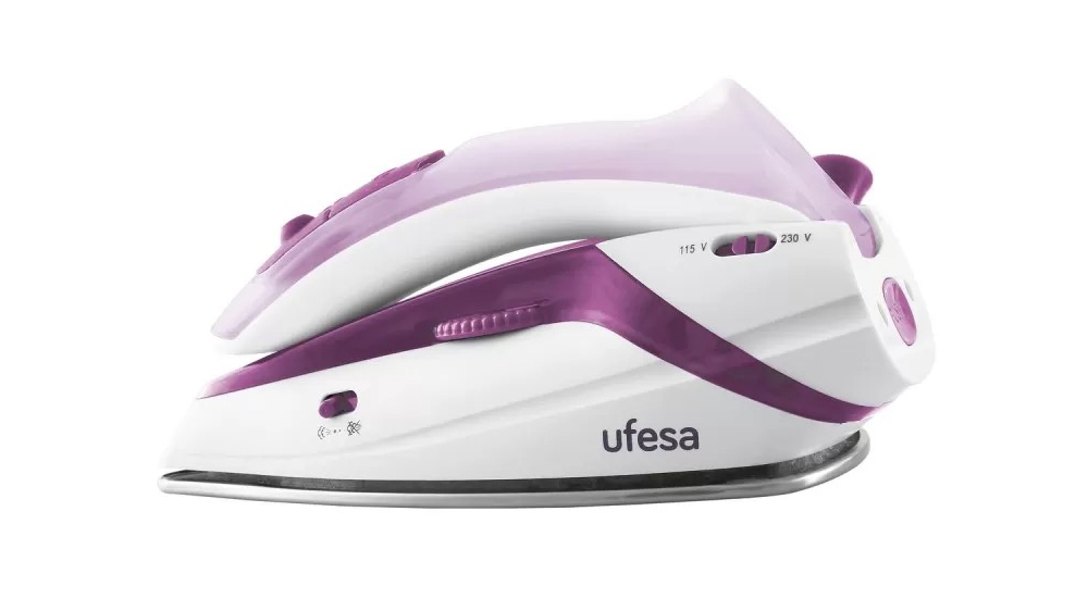 Cestovní žehlička Ufesa PV0500_02