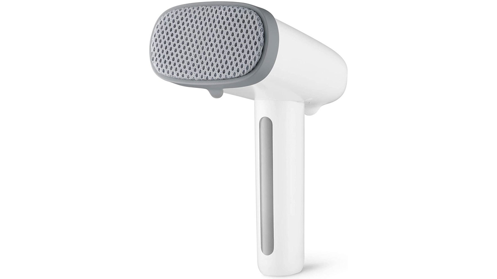 Napařovač oděvů Ufesa Compact2Go GS1800_01