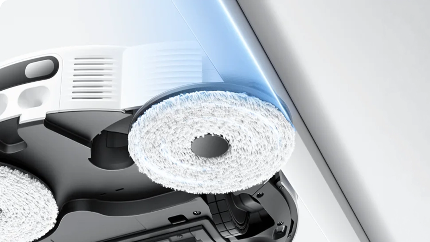 Spodní pohled na robotický vysavač Xiaomi H50 Pro