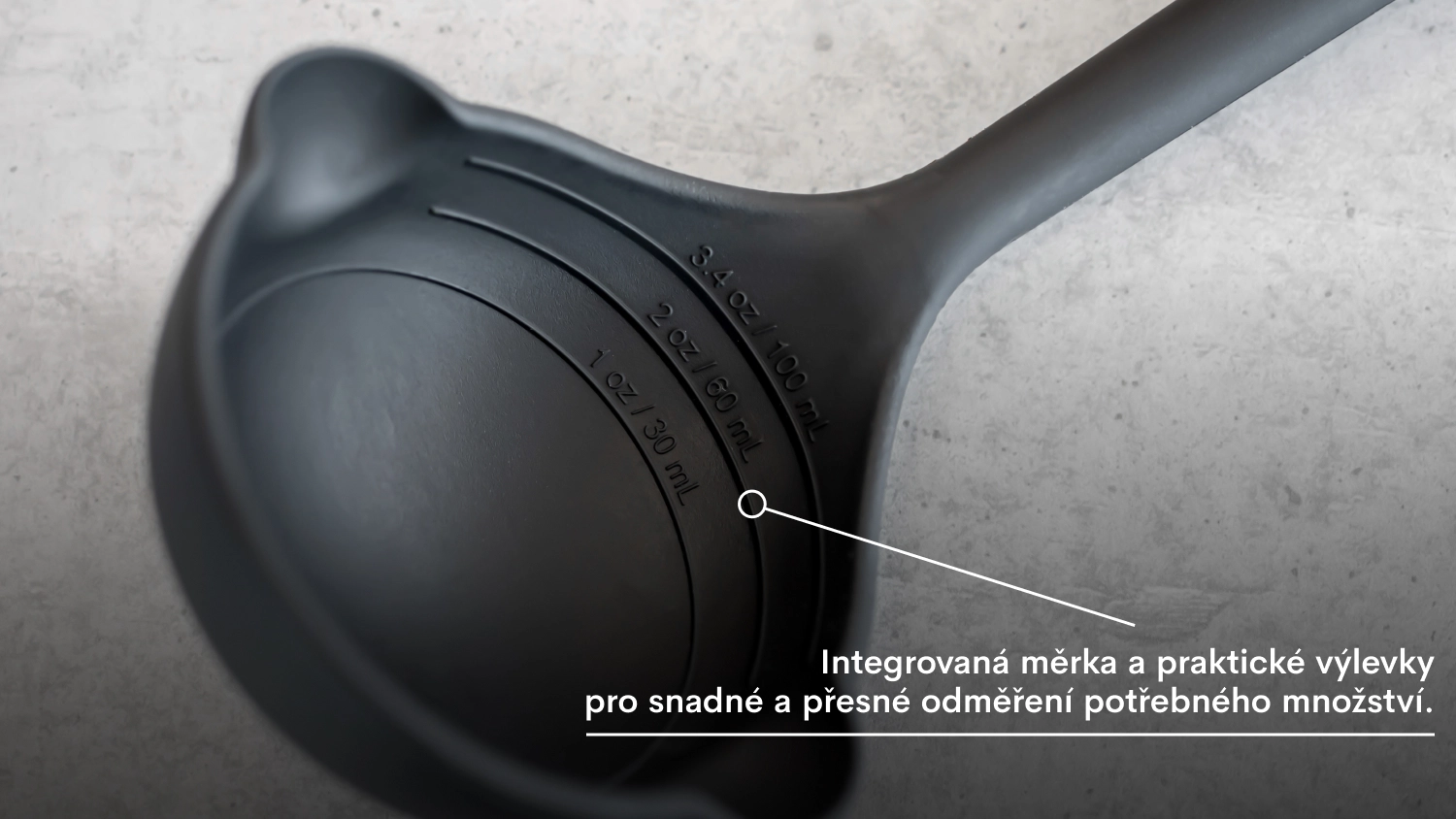 Integrovan&aacute; měrka na naběračce Remoska