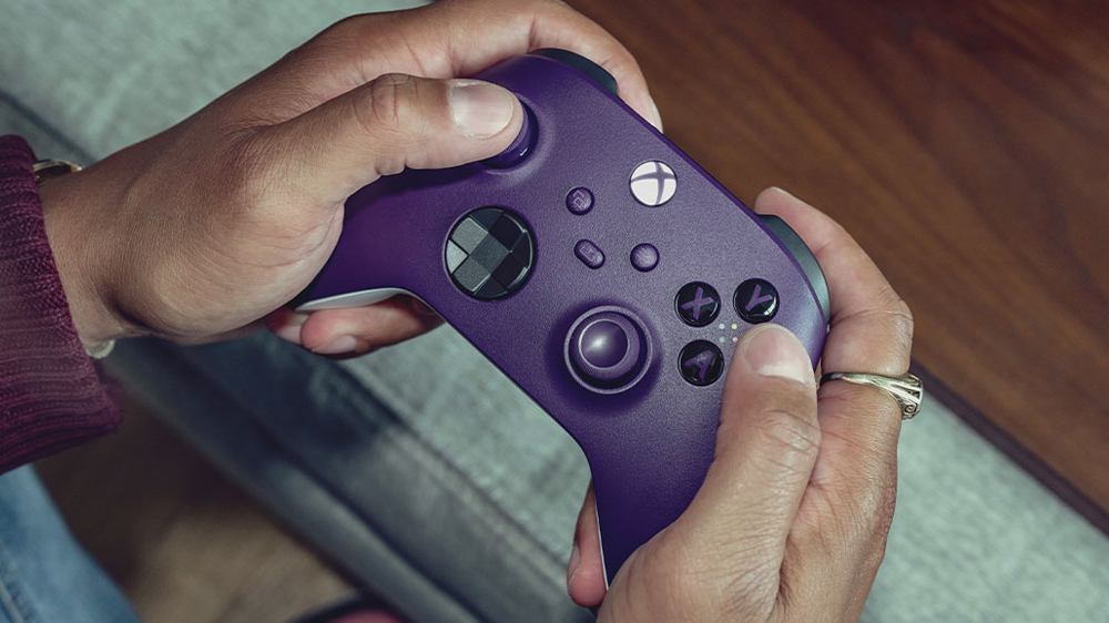Bezdrátový ovladač Xbox Series fialový