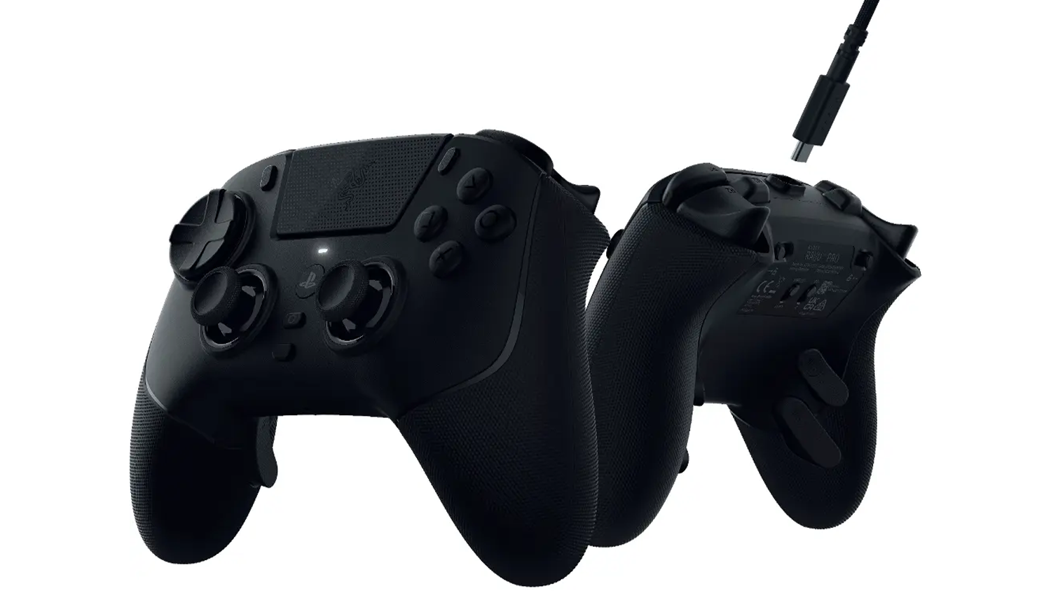 Pripojenie USB-C kábla do gamepadu Razer