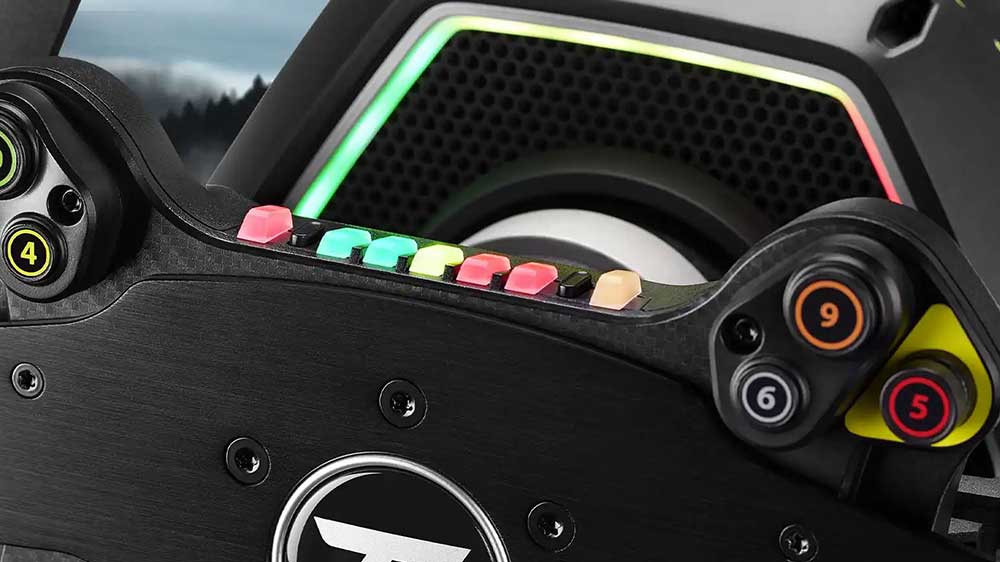 Detail volantu Thrustmaster EVO Racing 32R a LED diody_02