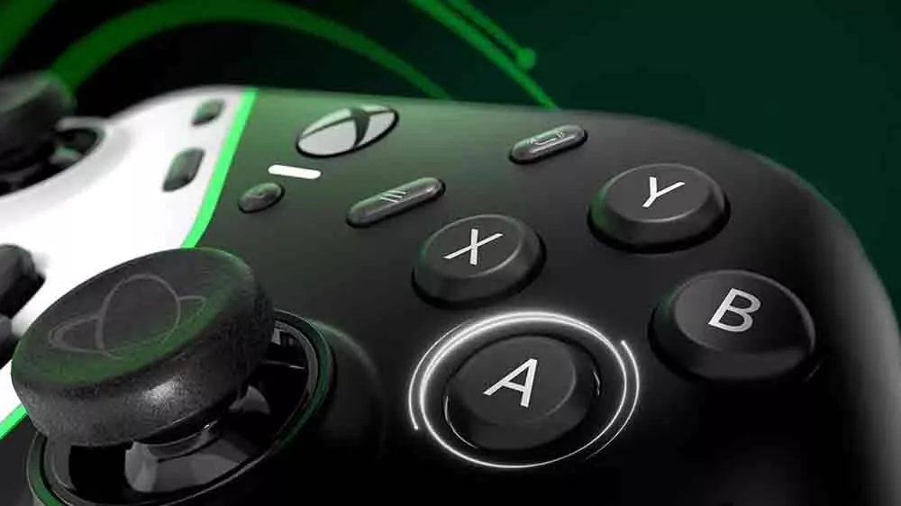 Detail na tlačidlá gamepadu Thrustmaster HEART CONTROLLER_04