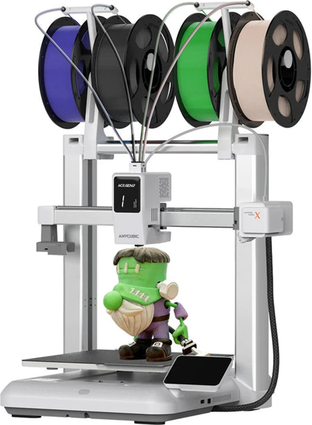 3D tisk&aacute;rna Anycubic Kobra X s vyti&scaron;těn&yacute;m 3D produktem