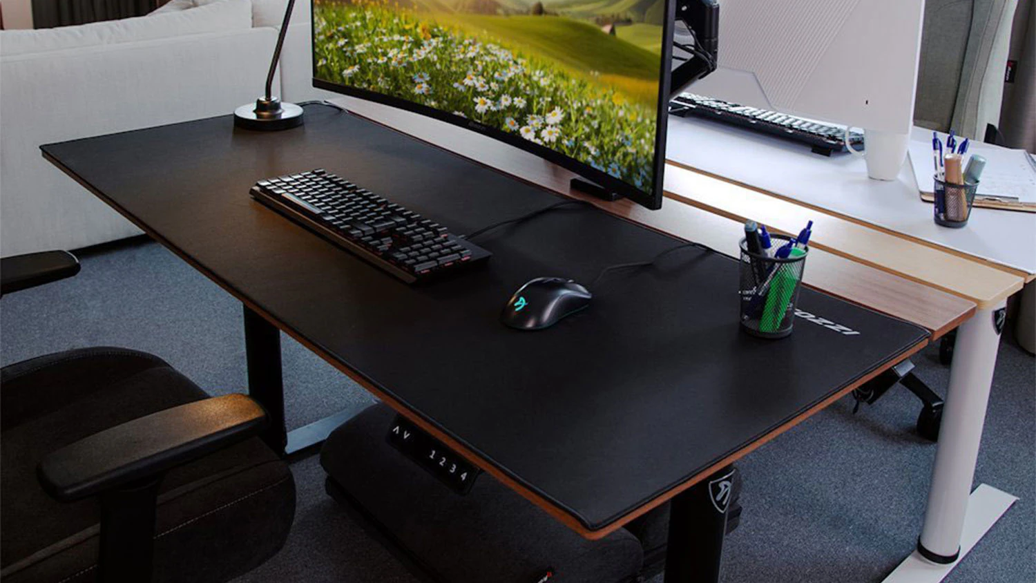 Podložka pod myš Arozzi Arena Nordico Mouse Pad na pracovnom stole