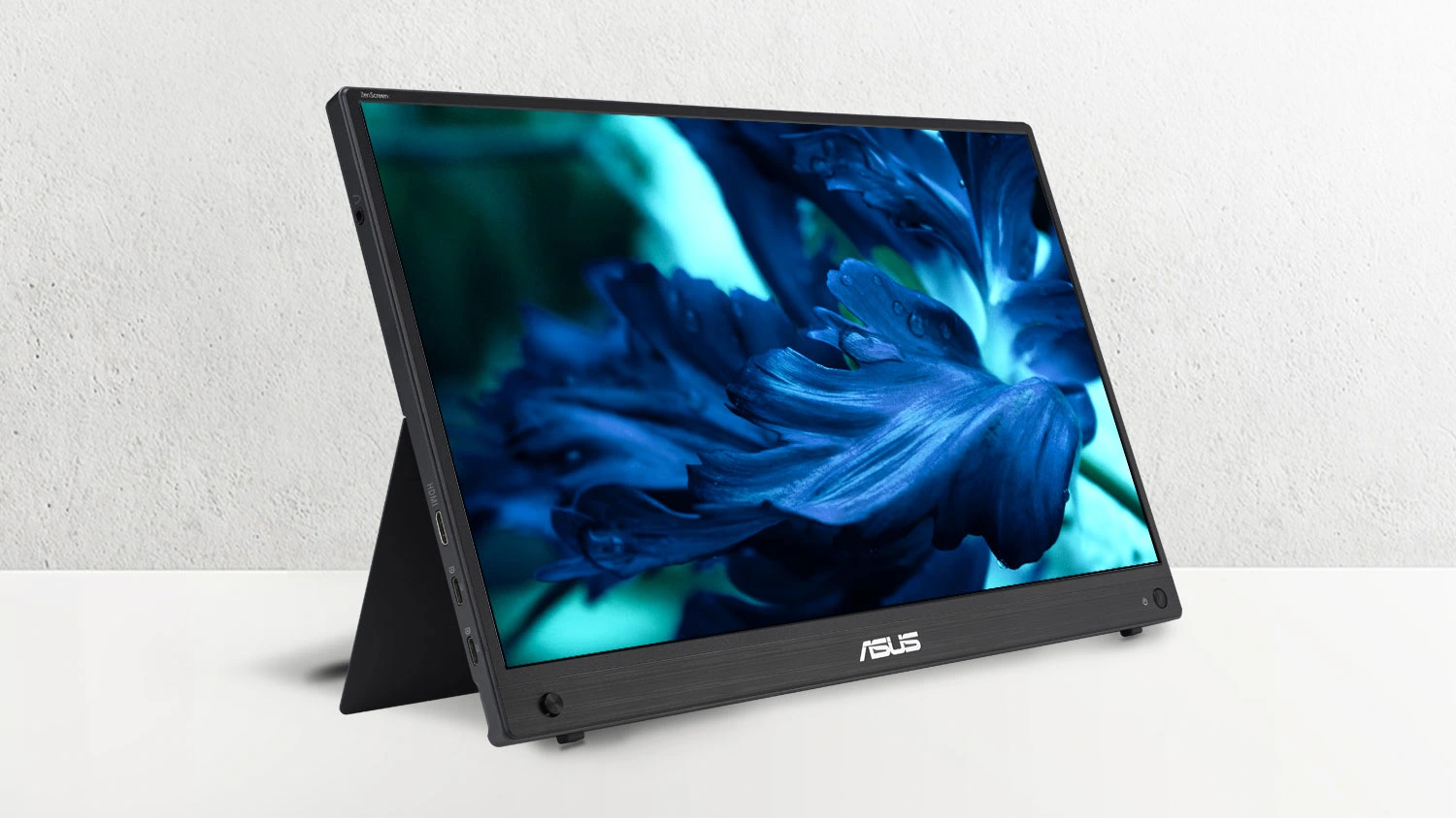 Prenosný monitor ASUS ZenScreen MB16AHG na stole