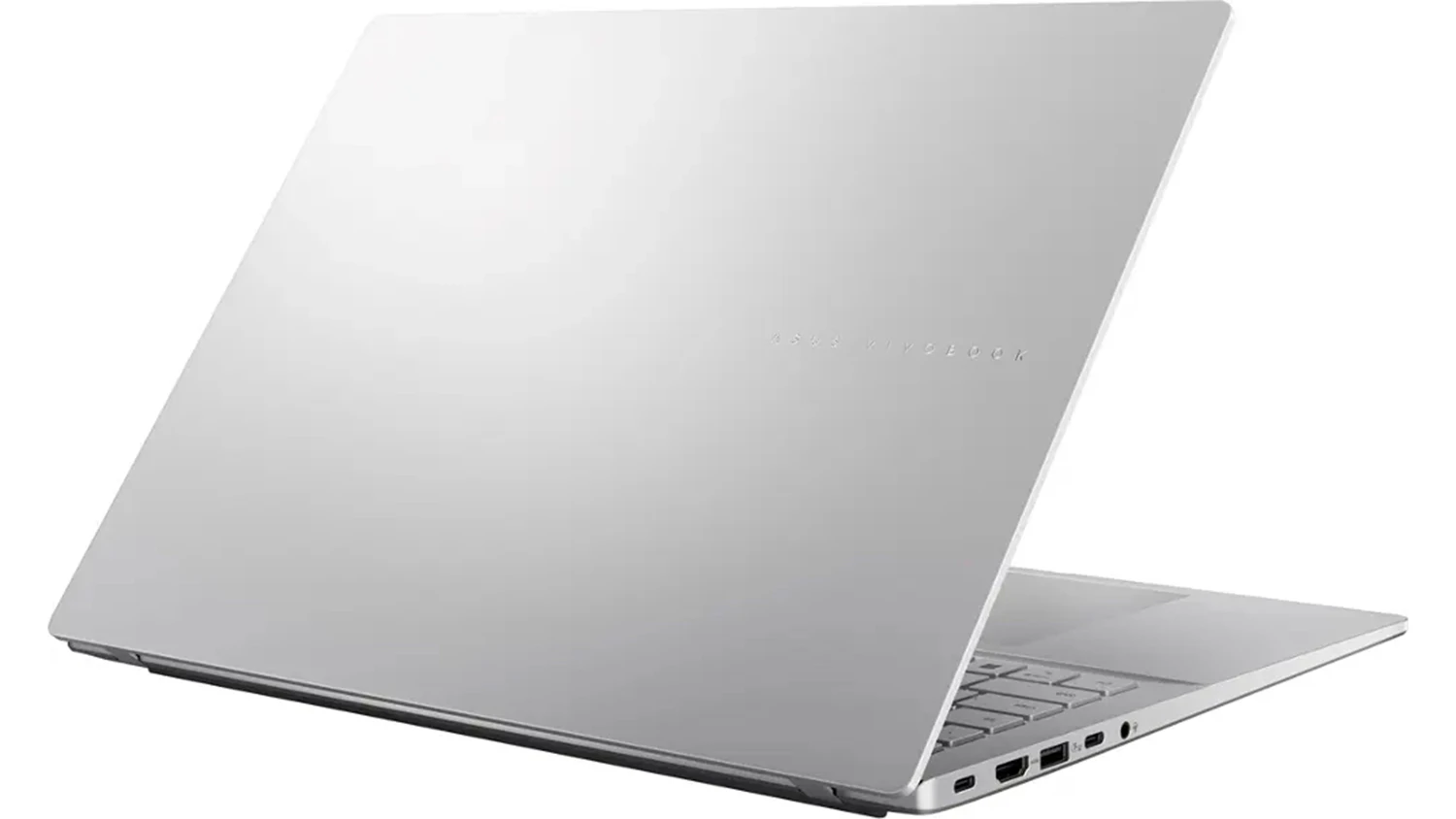 Pohled šikmo zezadu na přivřený notebook Asus Vivobook S16