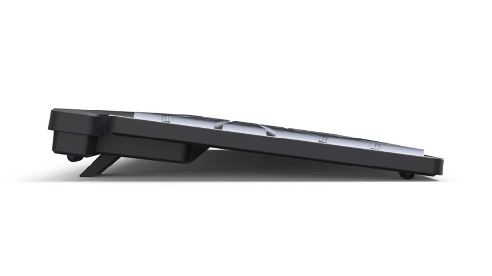 Kl&aacute;vesnica Hama WK-750 zboku_03