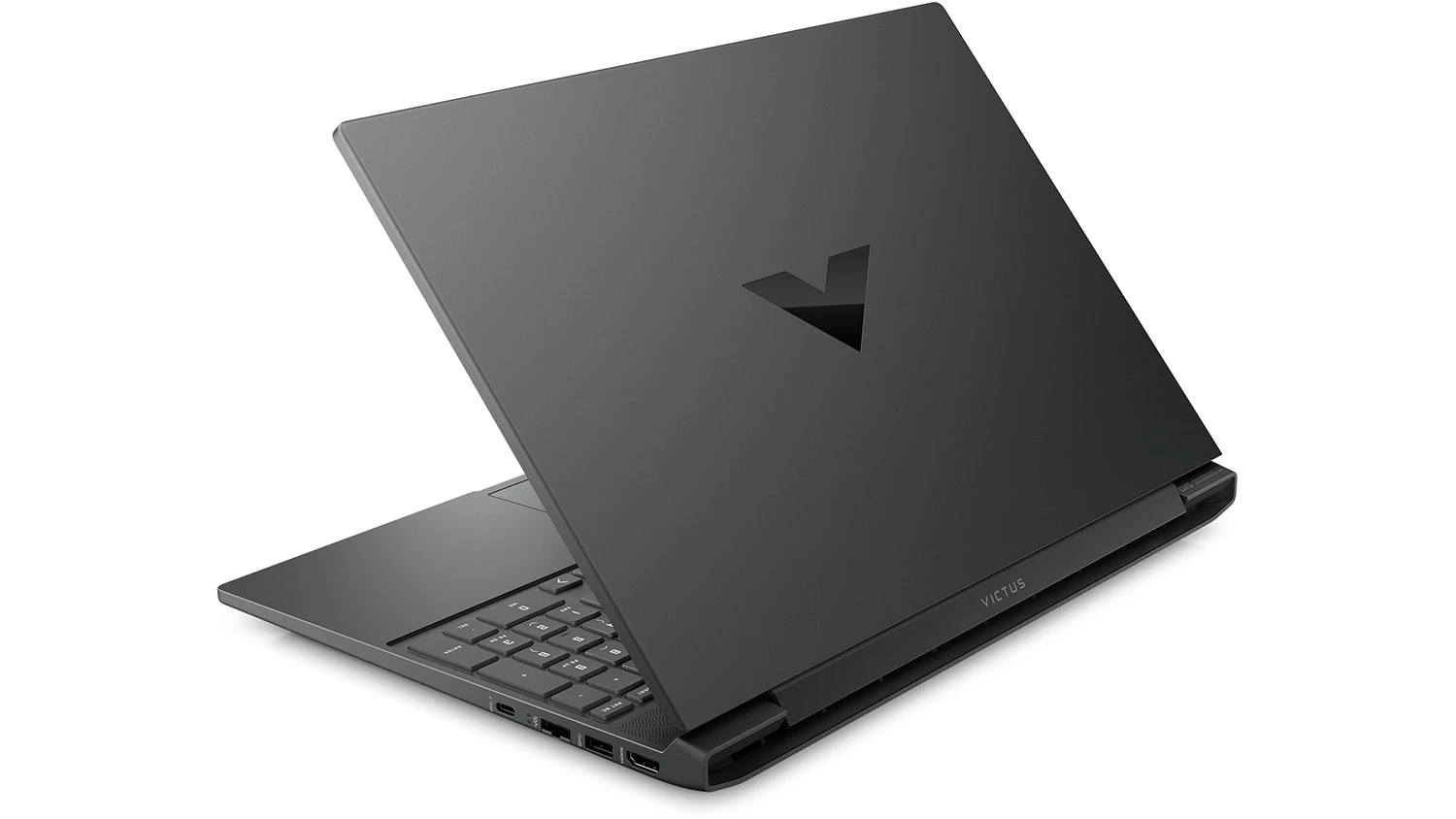 Pohľad zošikma zozadu na notebook HP Victus