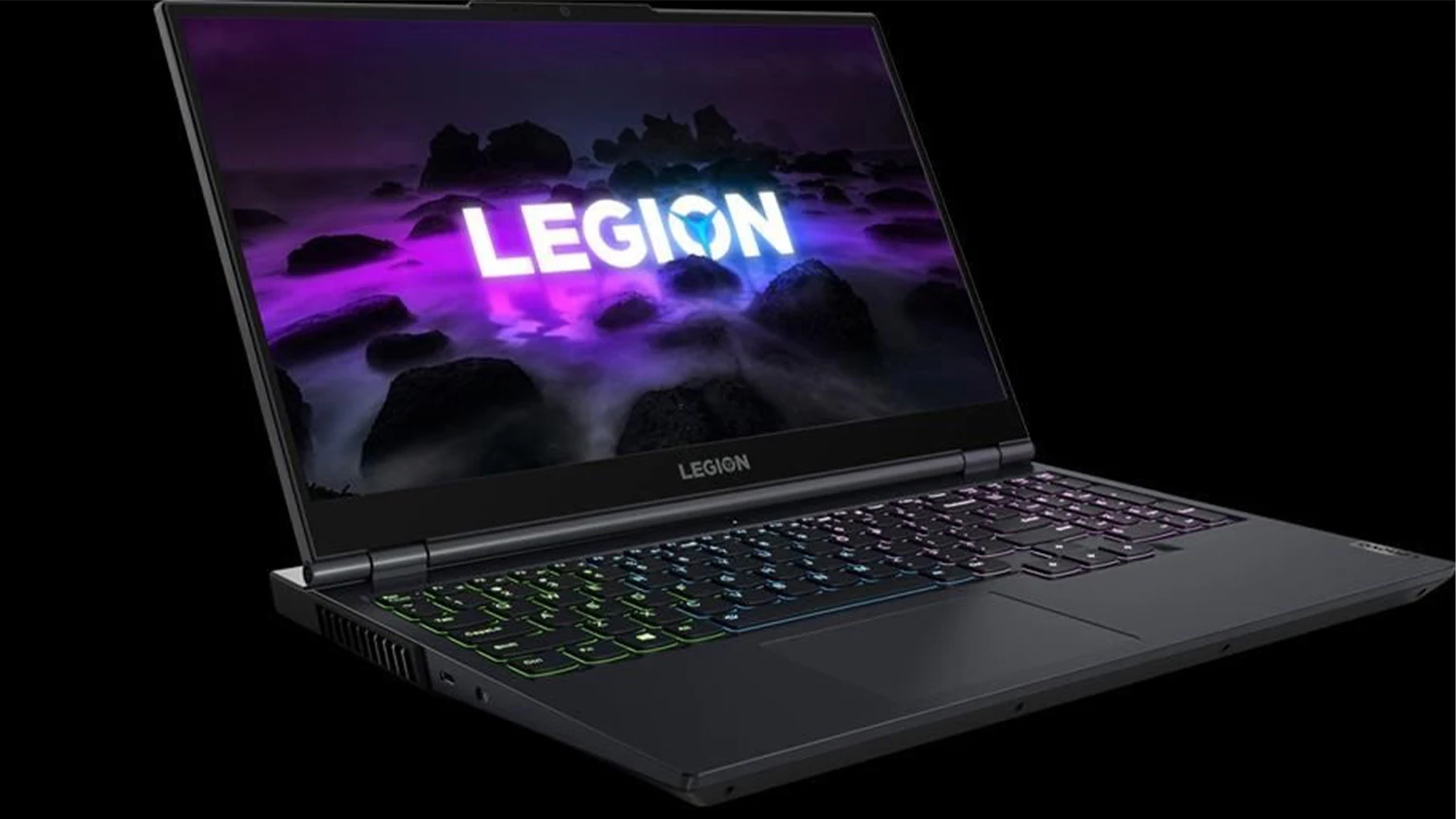 Notebook Lenovo na čern&eacute;m pozad&iacute;