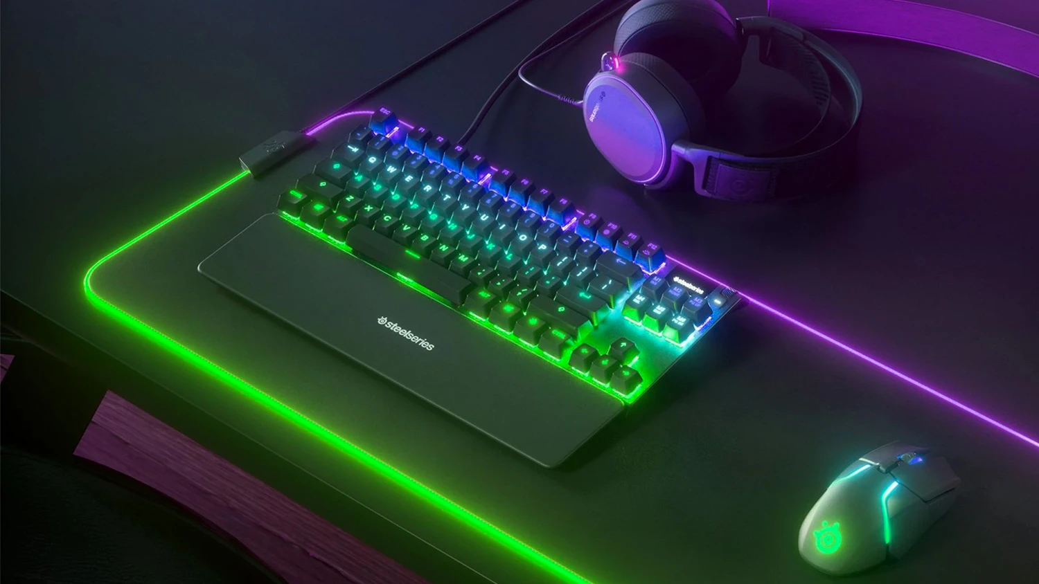 Hern&yacute; setup SteelSeries