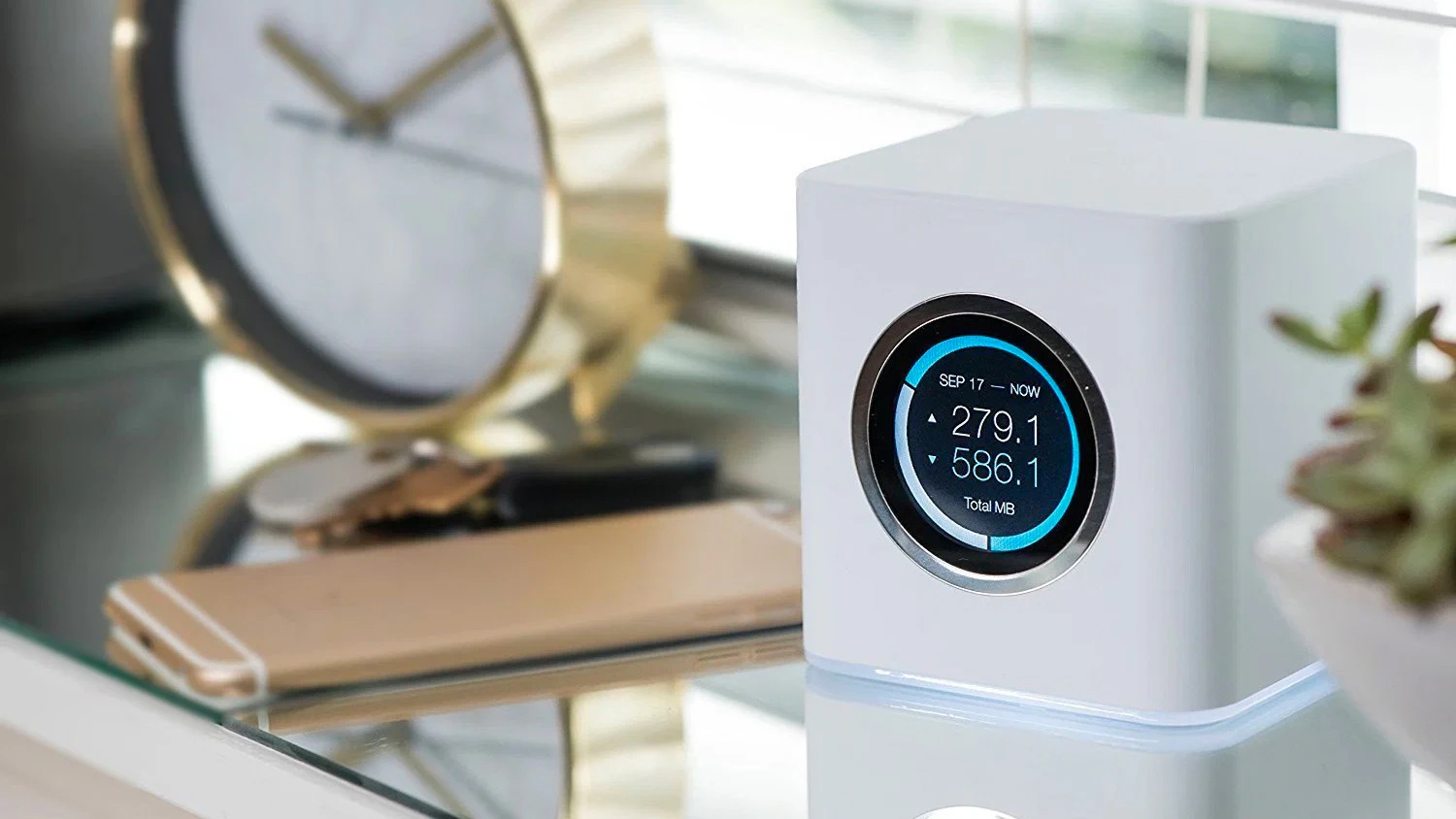 Router Ubiquiti AmpliFi HD v interiéri