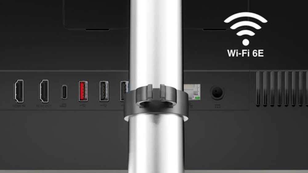 Porty na počítači Acer a logo Wi-Fi 6_05