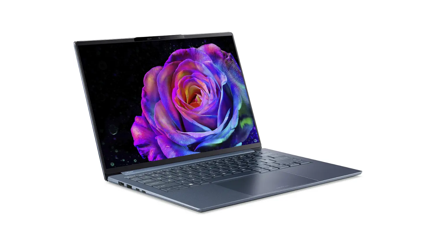 Pohľad šikmo spredu na notebook Acer Swift Go 14 AI