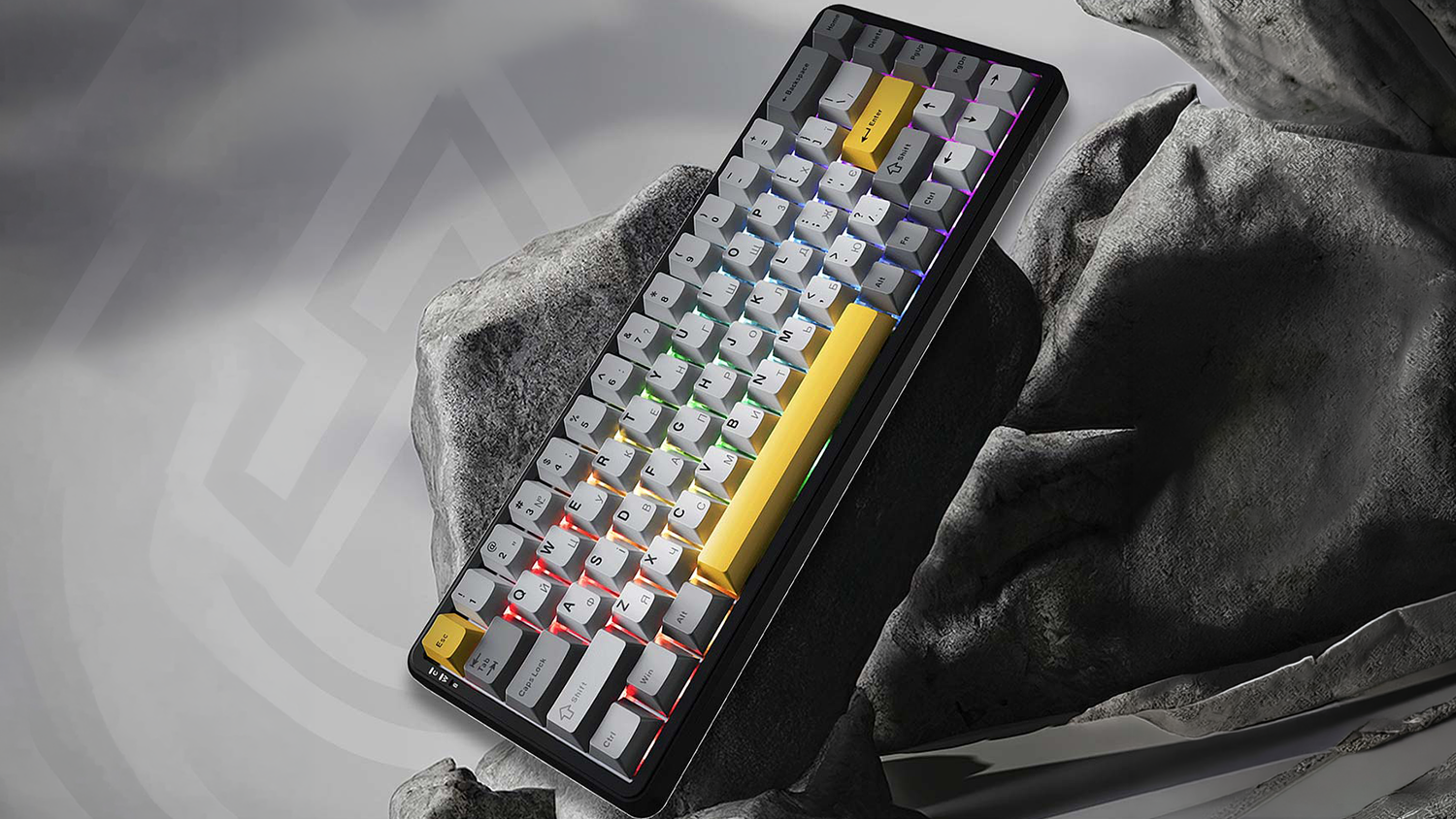 Herná klávesnica Ajazz (8+8) Magnetic Switch MAX AK680 položená na skale