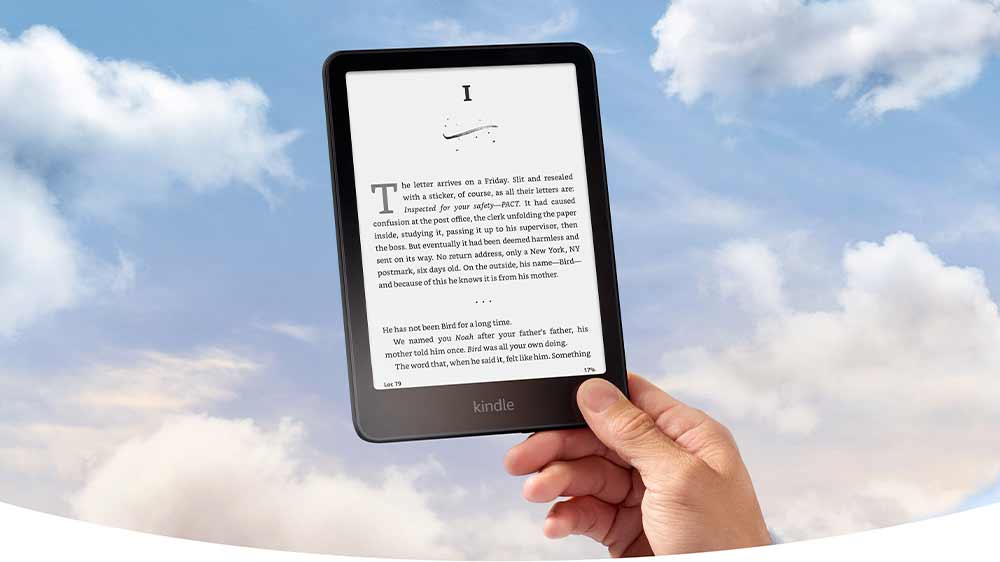 Ruka držící Kindle_02