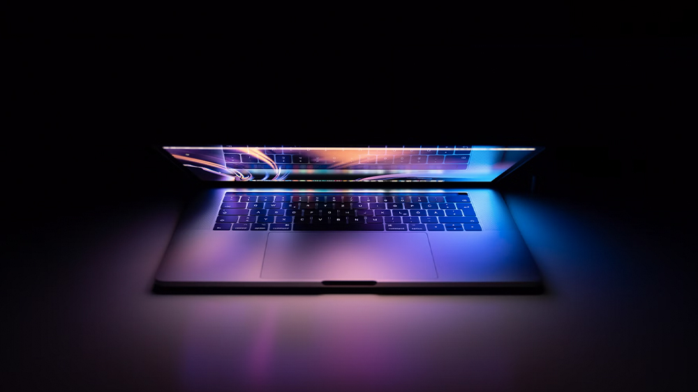 Laptop Apple MacBook Pro 13 2020 Refurbished 8/256 GB vesmírně šedá