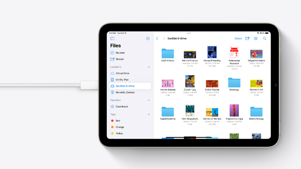 Tablet Apple iPad mini připojený kabelem USB-C_06