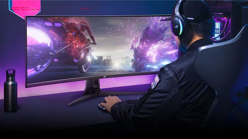 Závody na herním monitoru ASUS ROG Swift OLED PGWCD_03