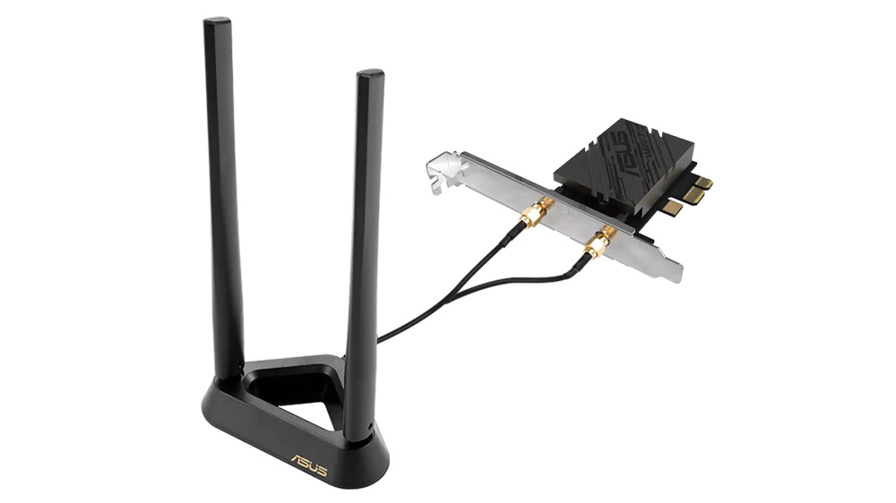 Wi-Fi adapt&eacute;r ASUS PCE-BE92BT PCI-E zobrazuj&iacute;c&iacute; zapojen&iacute; PCIe konektoru a adapt&eacute;ru
