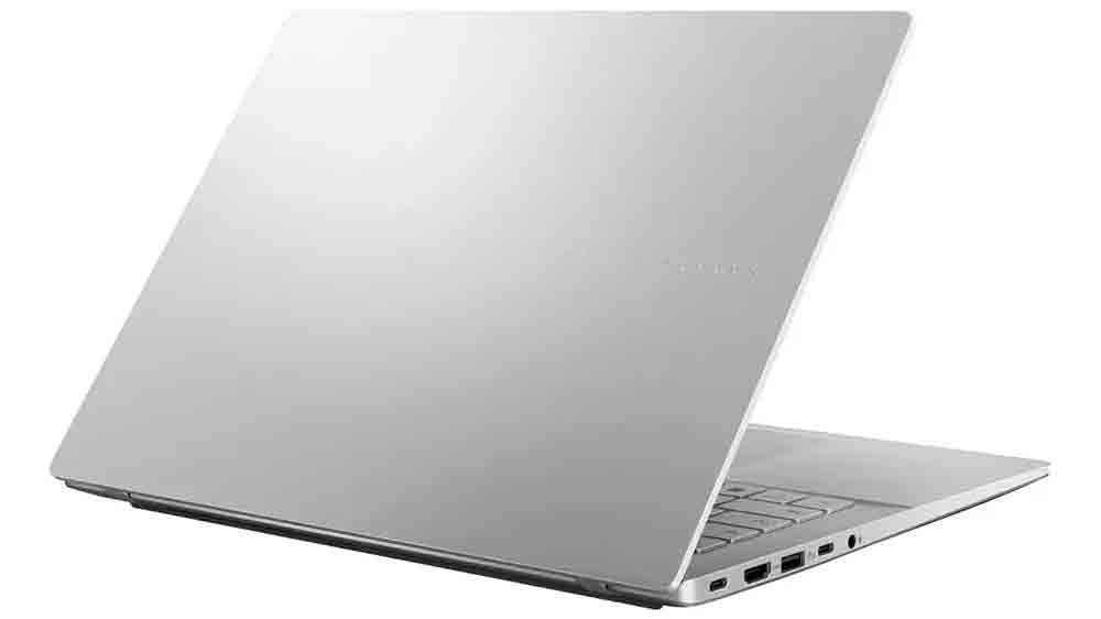 Notebook Asus Vivobook S14 má elegantní stříbrný design_06