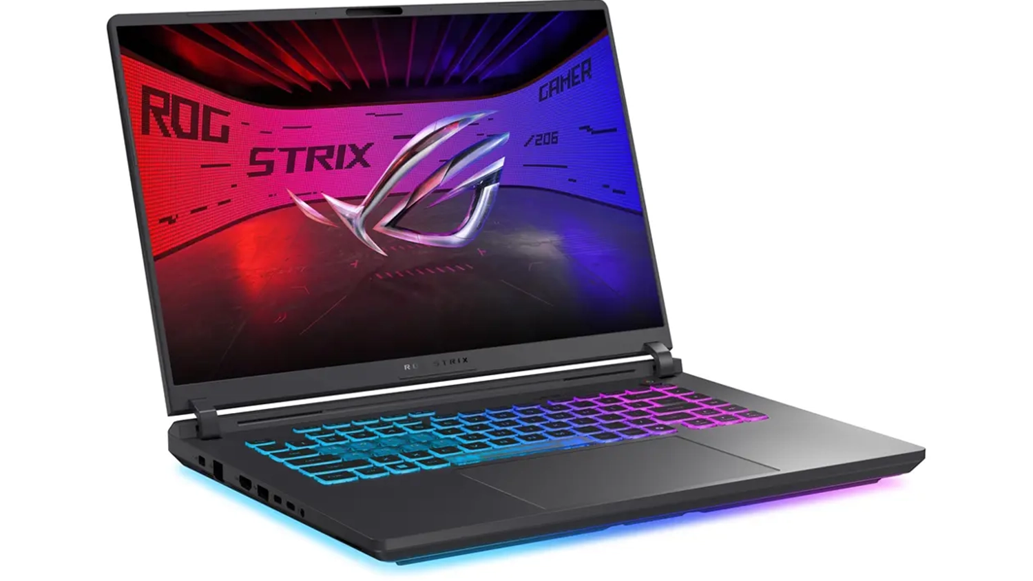 Pohled šikmo zepředu na notebook Asus ROG Strix G16