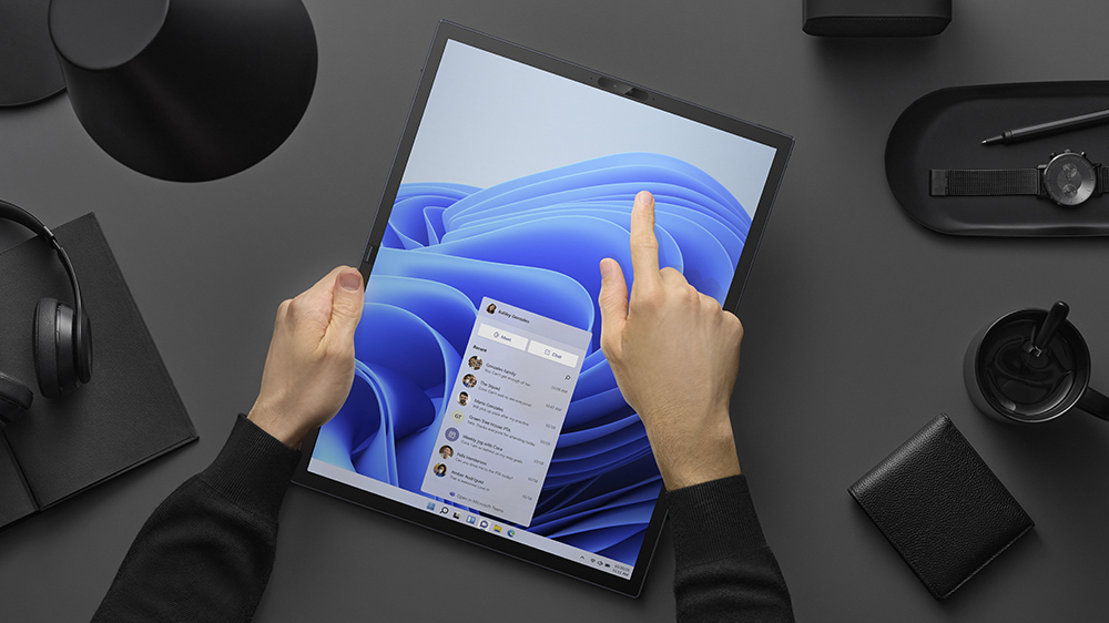 ASUS Zenbook 17 Fold OLED Tablet