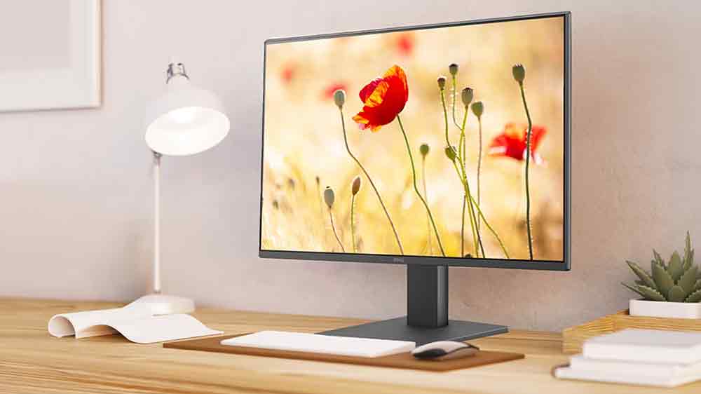 LCD monitor Benq 23,8 palců na pracovnom stole_02