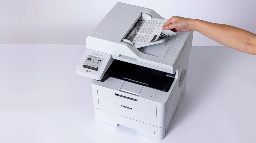 Tisk laserov&eacute; tisk&aacute;rny BROTHER DCP-L5510DW_03