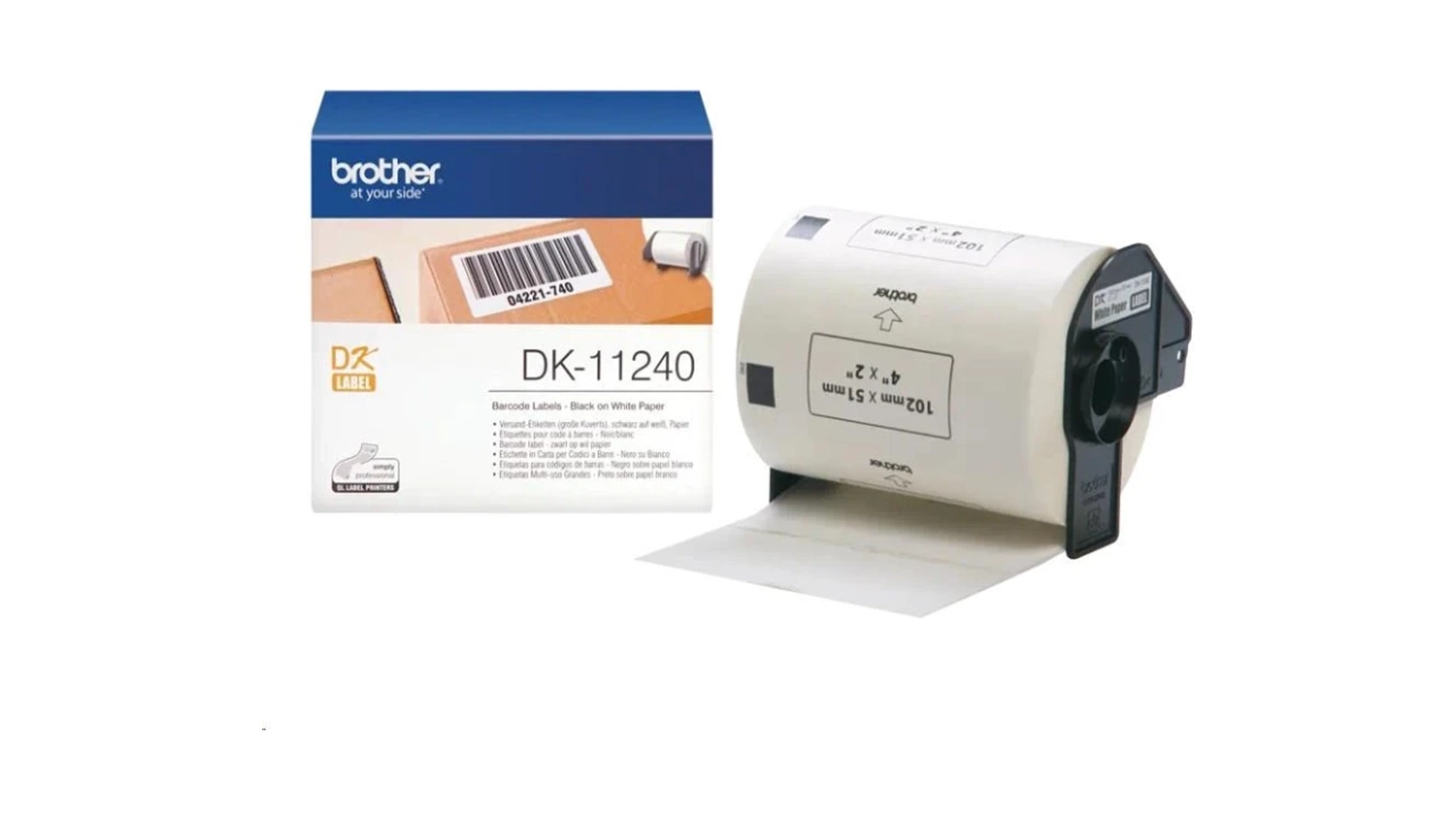 Originální papírové štítky Brother DK-11240 vedle balení daných štítků