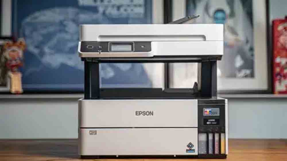 Inkoustov&aacute; tisk&aacute;rna Epson EcoTank L6490 na stole_03