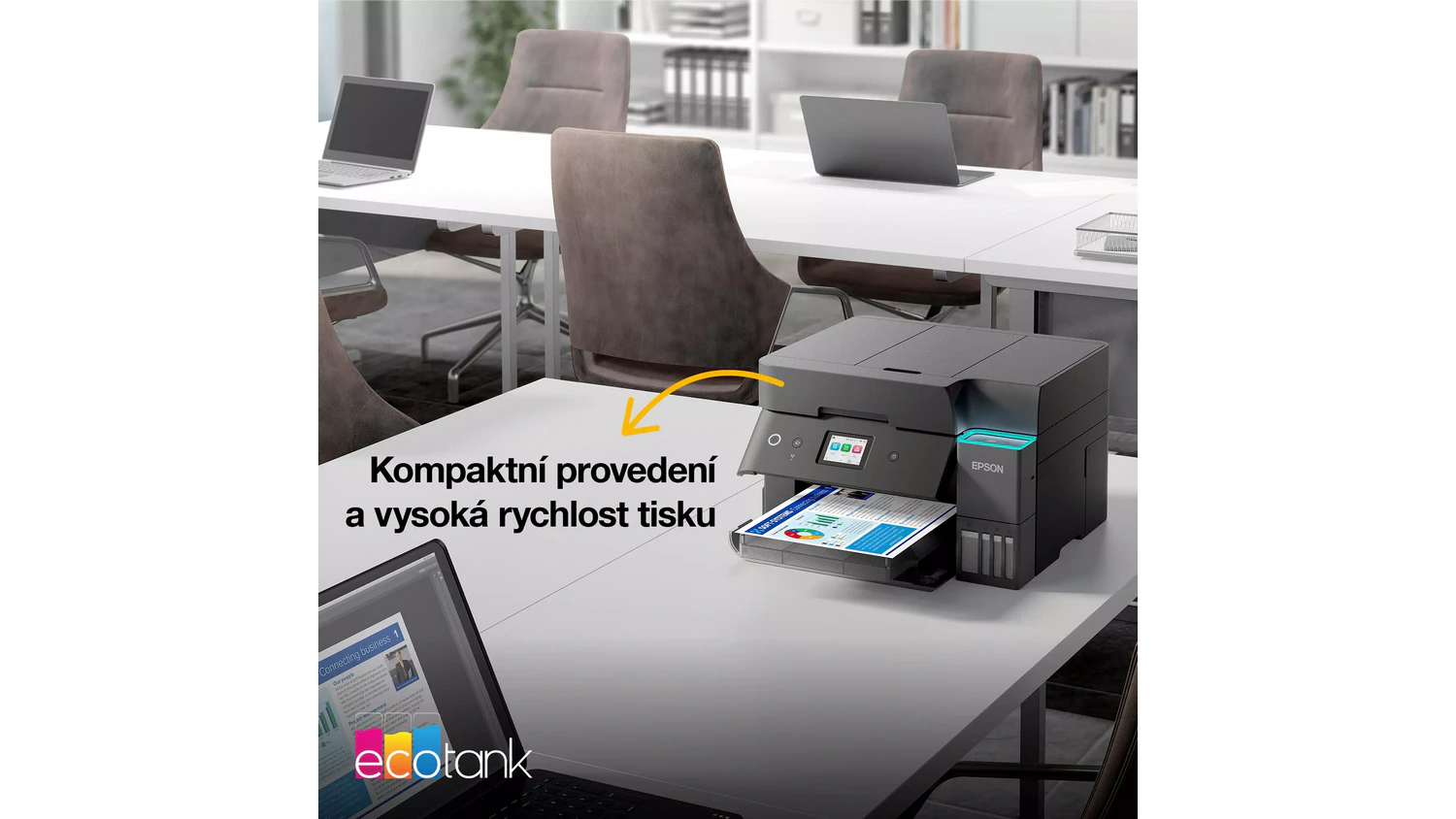 Tisk&aacute;rna na kancel&aacute;řsk&eacute;m stole