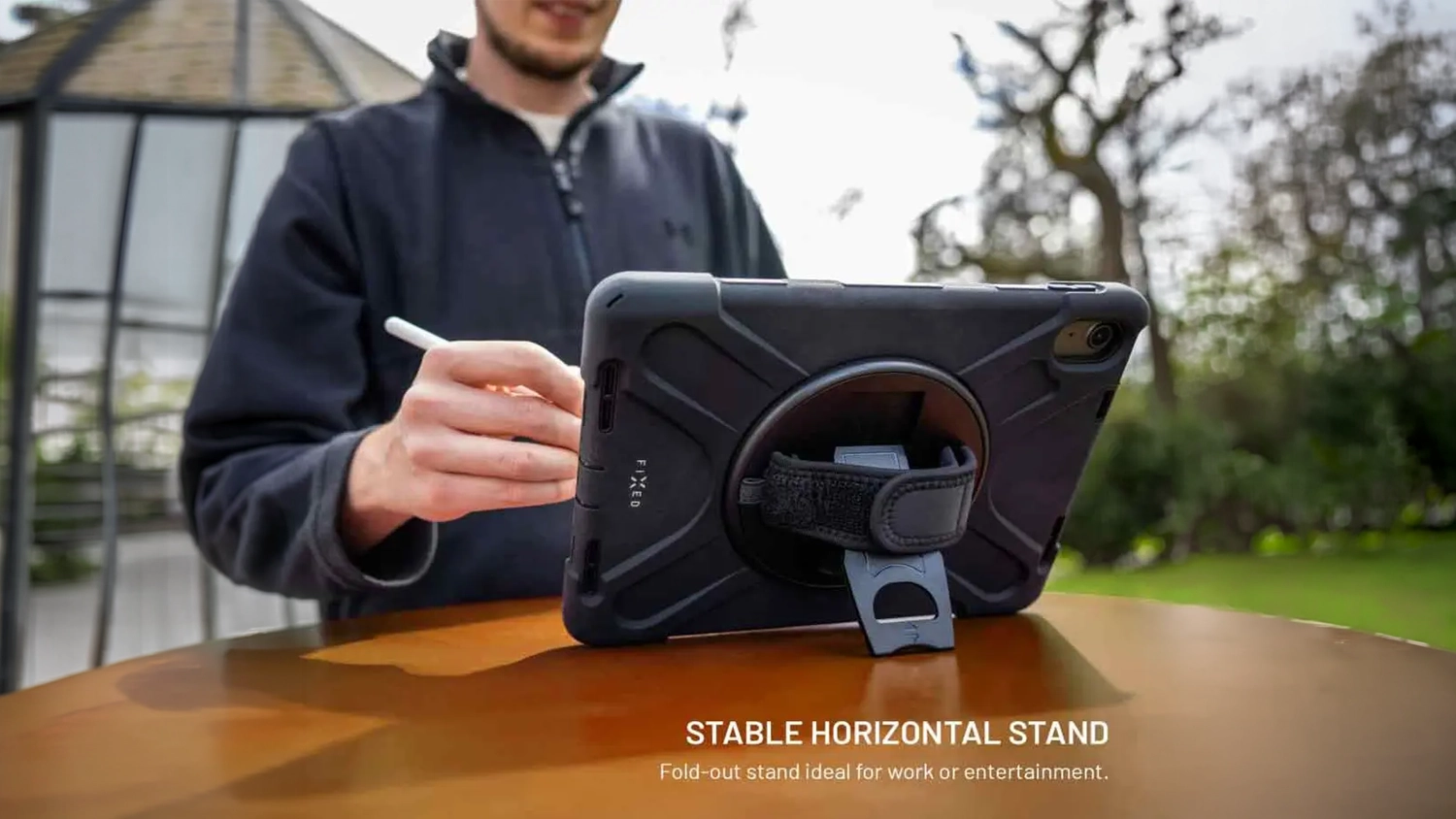Stable horizontal stand