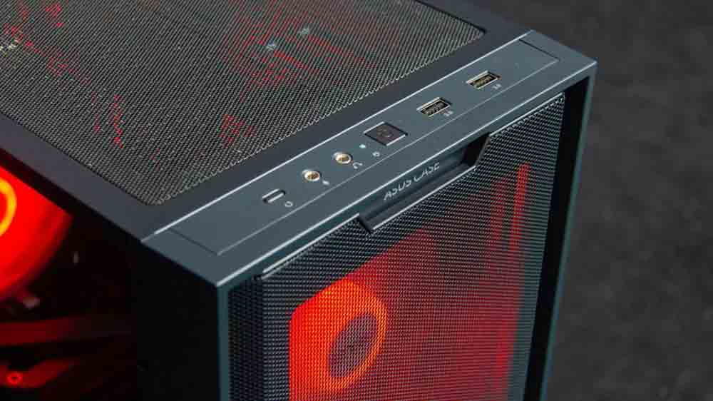 Porty na předn&iacute; straně skř&iacute;ně poč&iacute;tače HAL 3000 Alfa Gamer Pro_05